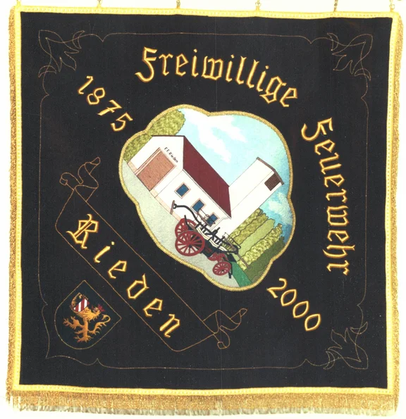 Vereinsfahne2.jpg